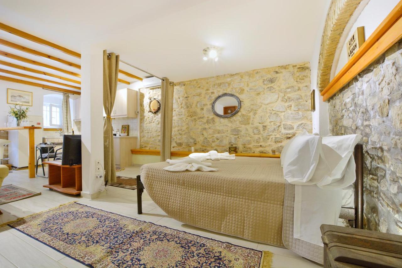 Studio In Corfu Town Extérieur photo