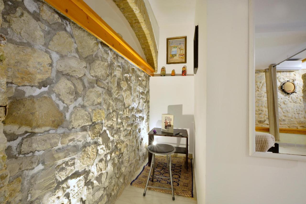 Studio In Corfu Town Extérieur photo